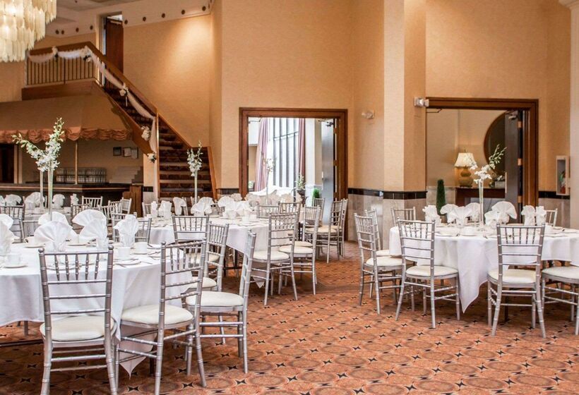 فندق Quality Inn & Suites Orland Park   Chicago