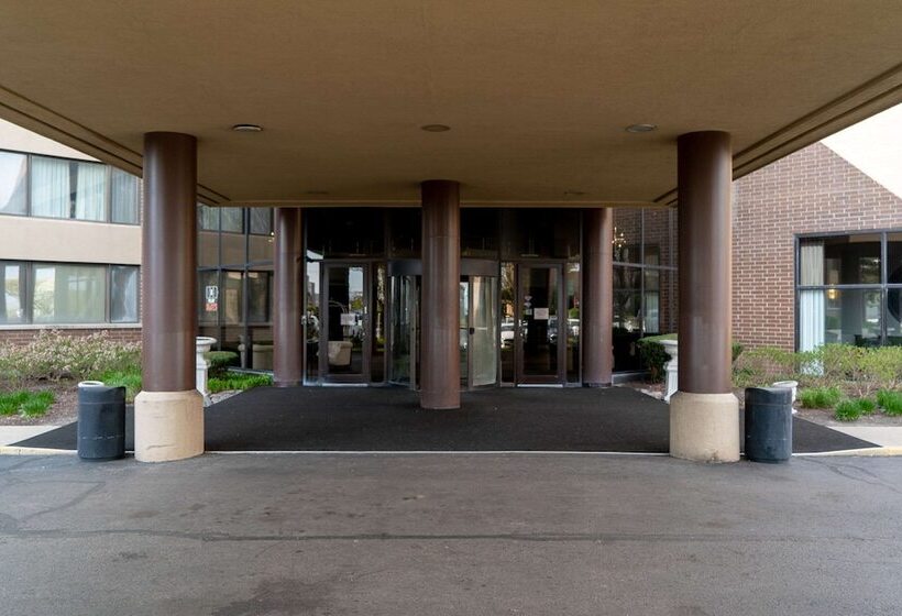 فندق Quality Inn & Suites Orland Park   Chicago