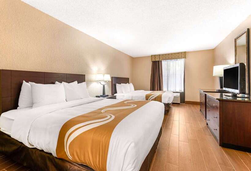 호텔 Quality Inn & Suites Orlando Airport