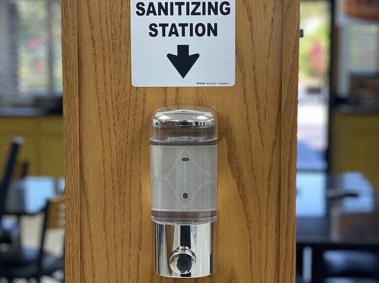 호텔 Quality Inn & Suites Orlando Airport