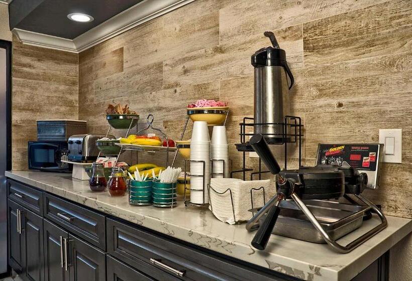 בית מלון כפרי Quality Inn & Suites South San Jose / Morgan Hill