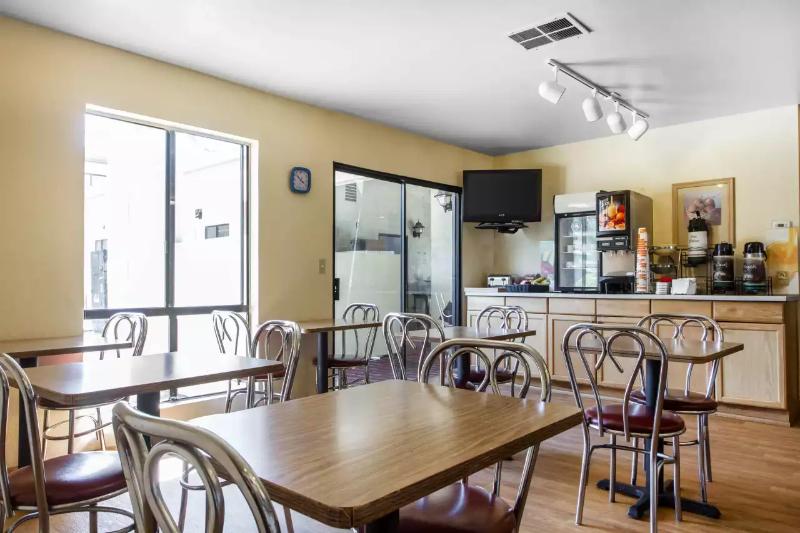 Отель Quality Inn & Suites South San Jose / Morgan Hill