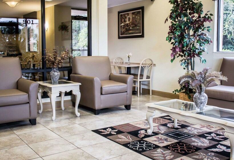 فندق Quality Inn & Suites St Augustine Beach Area