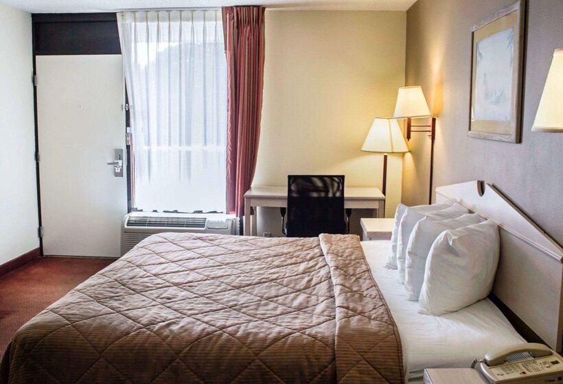 فندق Quality Inn & Suites St Augustine Beach Area