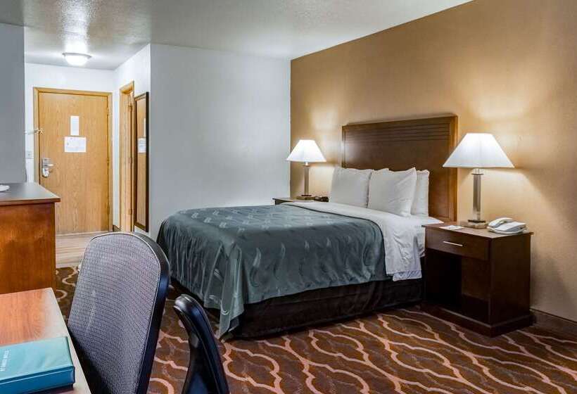 هتل Quality Inn & Suites Vancouver North