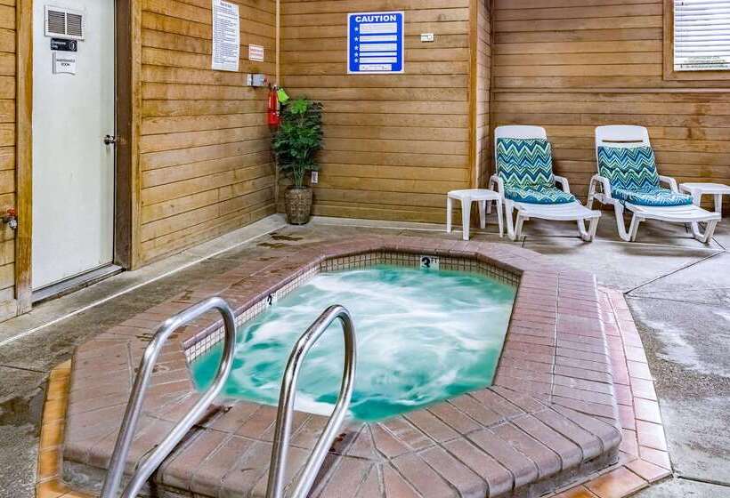 هتل Quality Inn & Suites Vancouver North