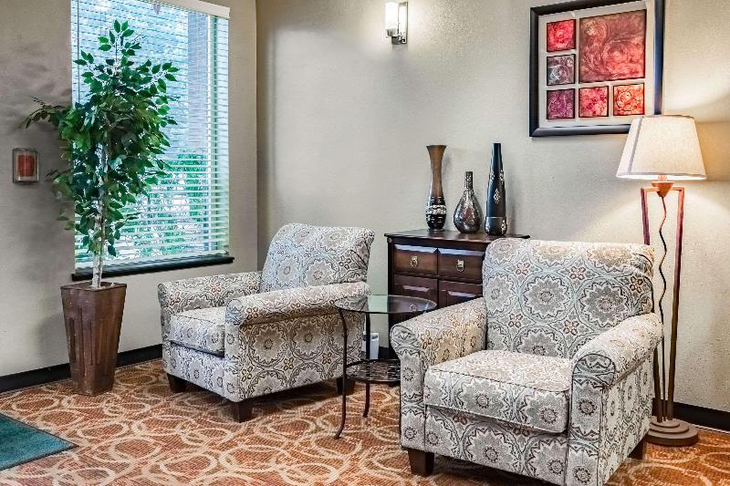 هتل Quality Inn & Suites Vancouver North