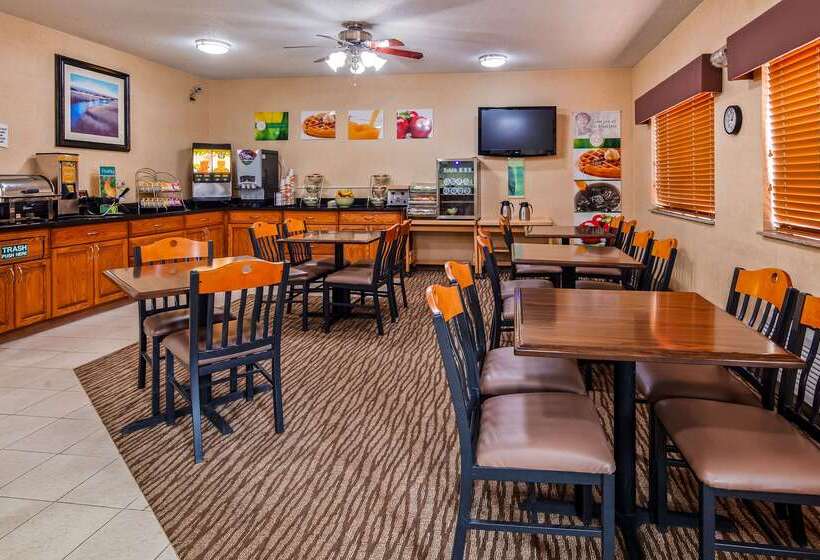 فندق Quality Inn