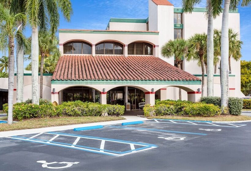 88 Palms Hotel & Event Center