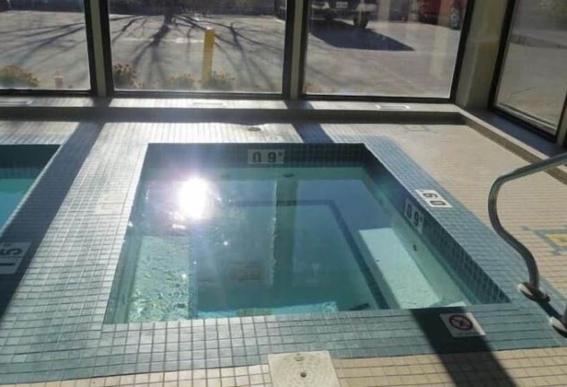 Hotel Metro Inn Calgary Northwest