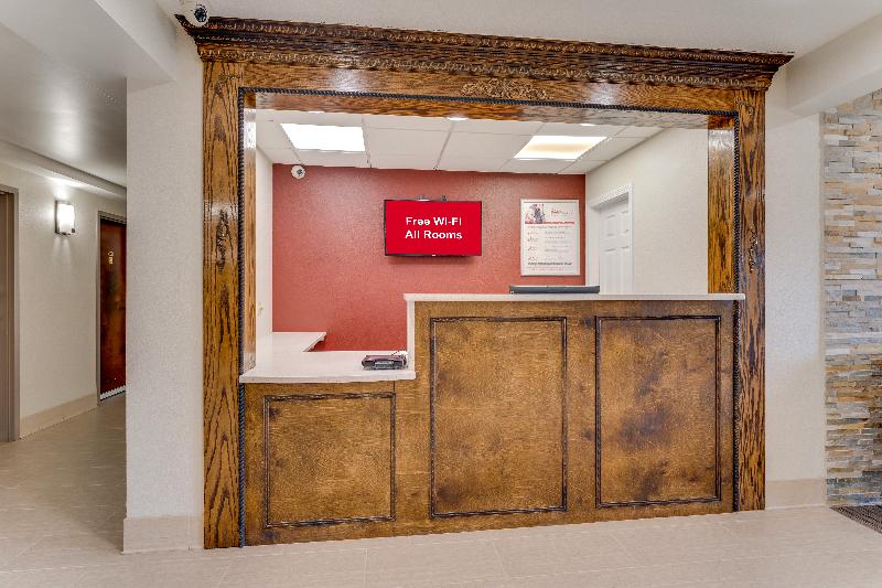 فندق Red Roof Inn & Suites Newport   Middletown, Ri