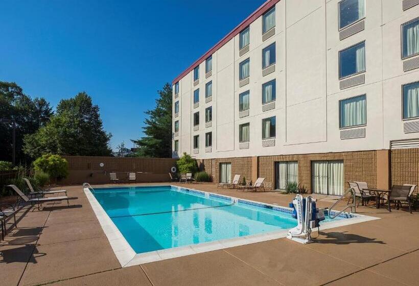 فندق Red Roof Inn Plus Boston   Mansfield   Foxboro