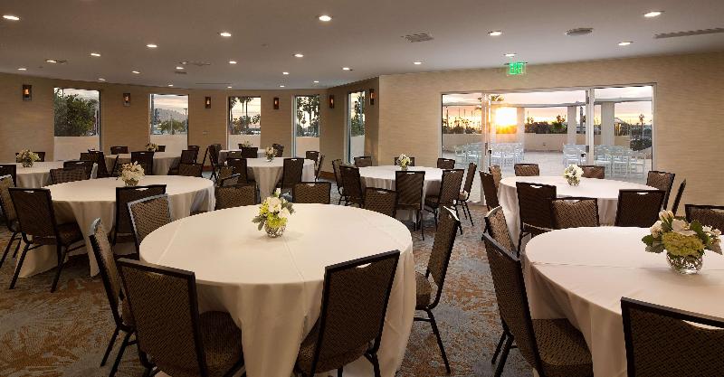 Redondo Beach Hotel, Tapestry Collection By Hilton