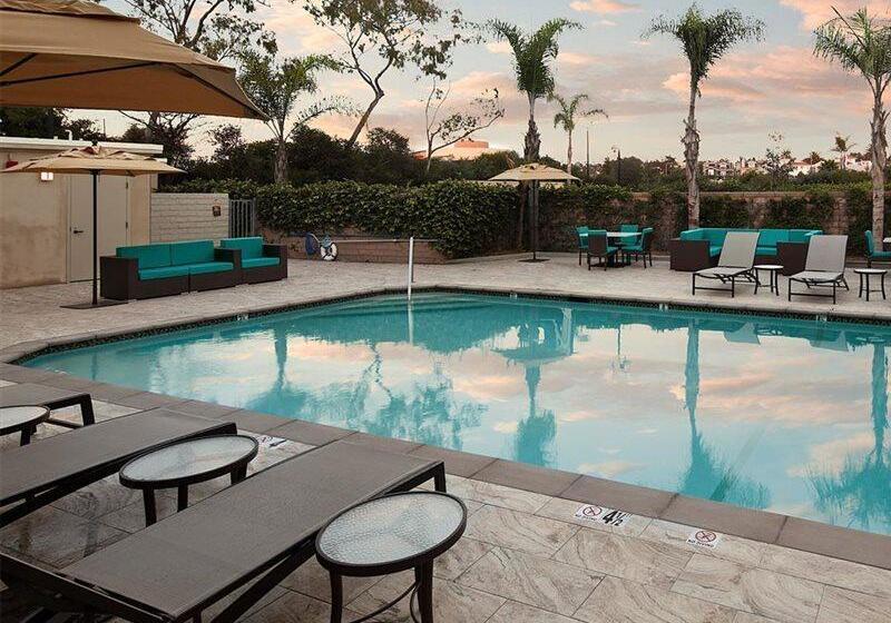 Redondo Beach Hotel, Tapestry Collection By Hilton