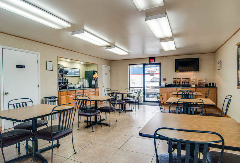 فندق Rodeway Inn Civic Center