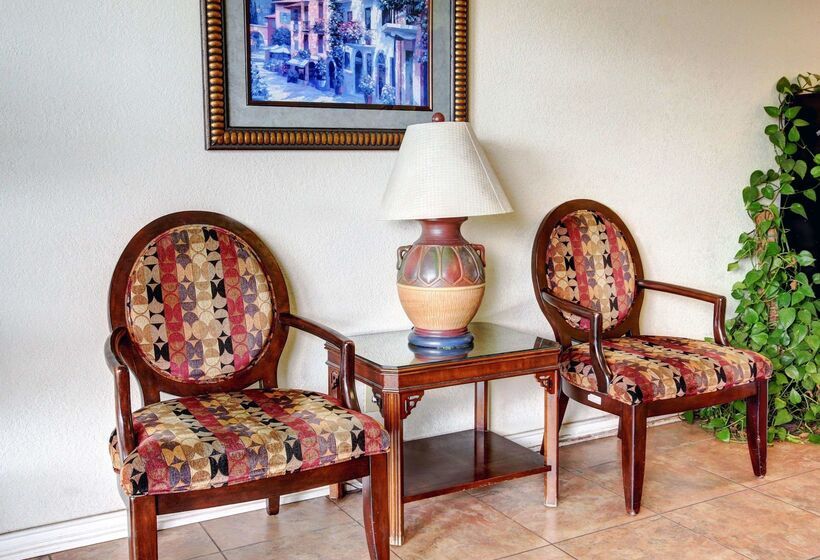 فندق Rodeway Inn New Braunfels