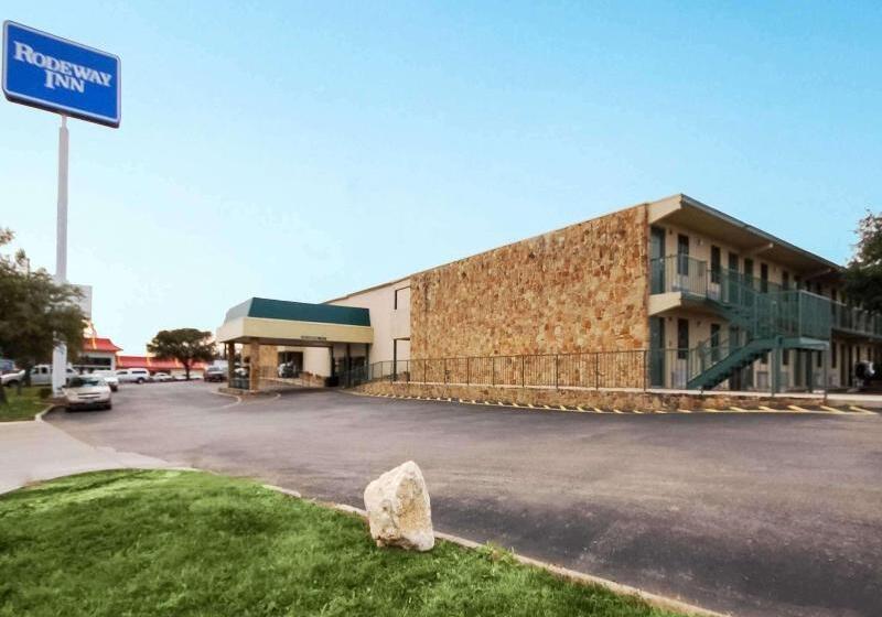 فندق Rodeway Inn New Braunfels