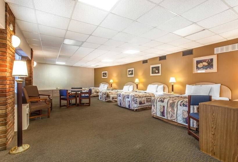 ホテル Rodeway Inn North