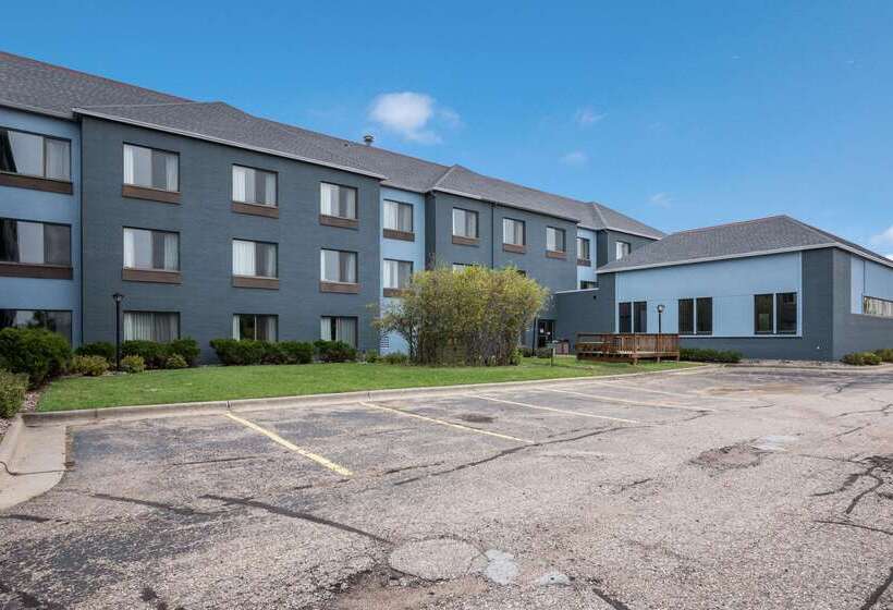 فندق Comfort Suites Stevens Point