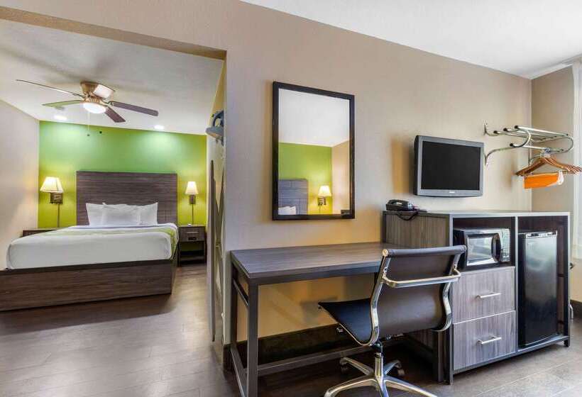 هتل Rodeway Inn Tuscaloosa Near University