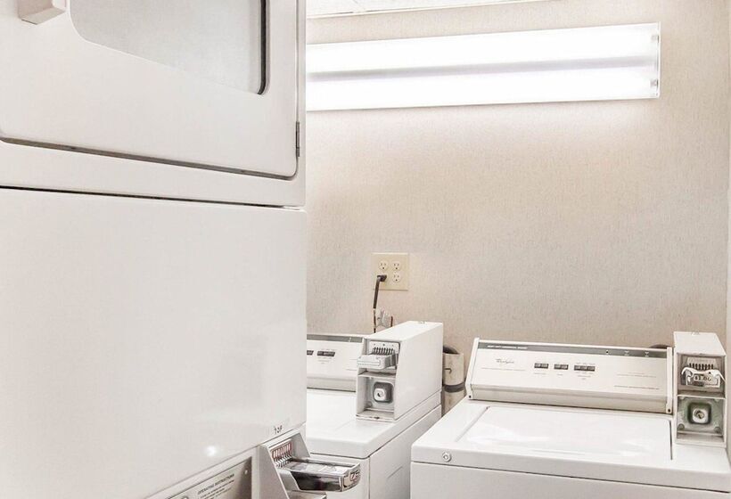 هتل Rodeway Inn Tuscaloosa Near University