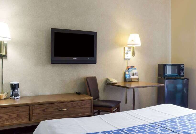 فندق Rodeway Inn