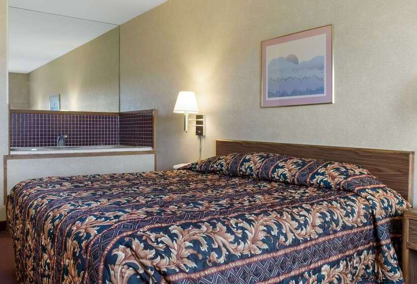 فندق Rodeway Inn