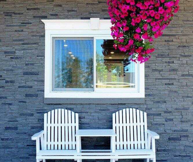 فندق Royal Inn & Suites