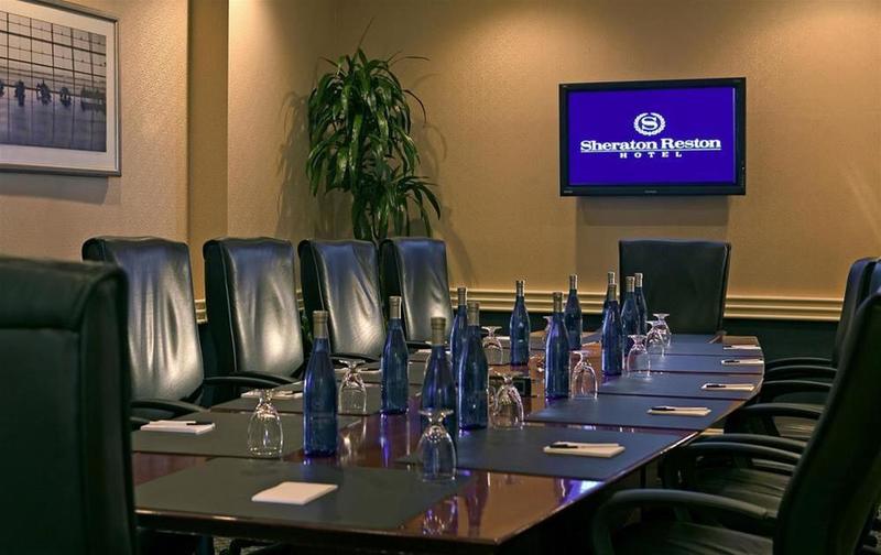 호텔 Sheraton Reston