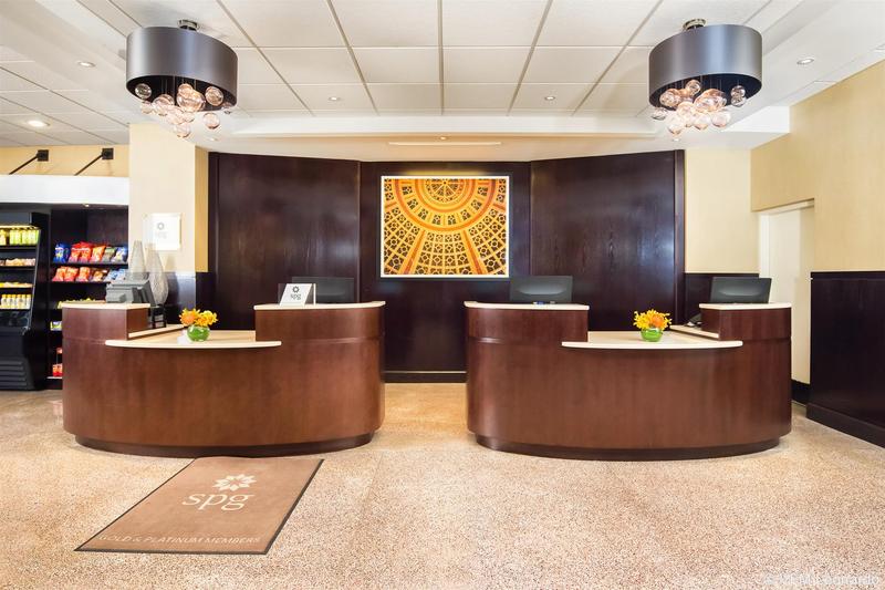 호텔 Sheraton Reston