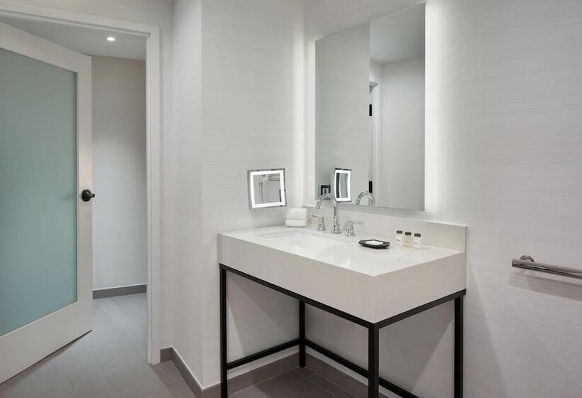 호텔 Sheraton Reston