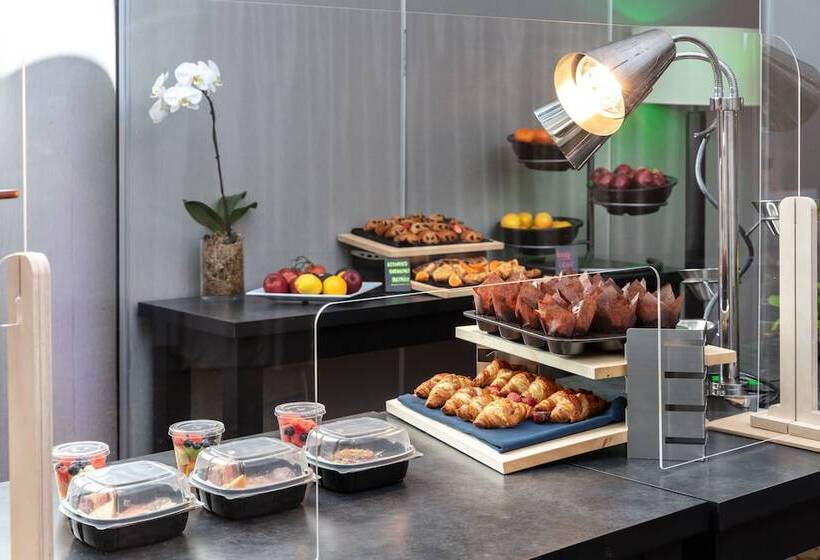 فندق Sheraton Vancouver Guildford