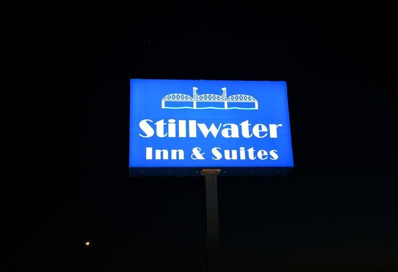 فندق Stillwater Inn & Suites