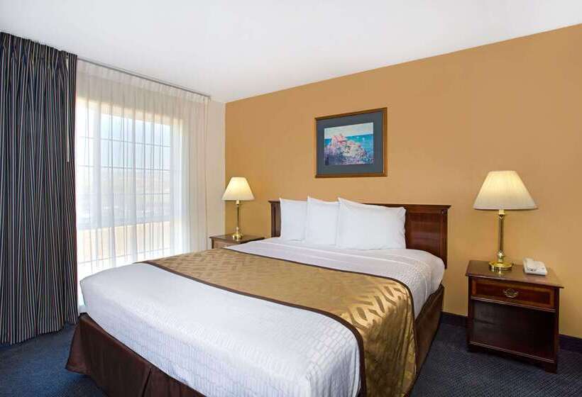 فندق Super 8 By Wyndham Oroville