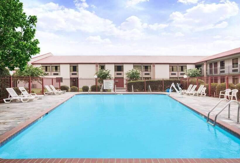 ホテル Super 8 By Wyndham Oxford