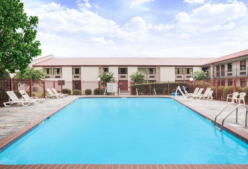 ホテル Super 8 By Wyndham Oxford