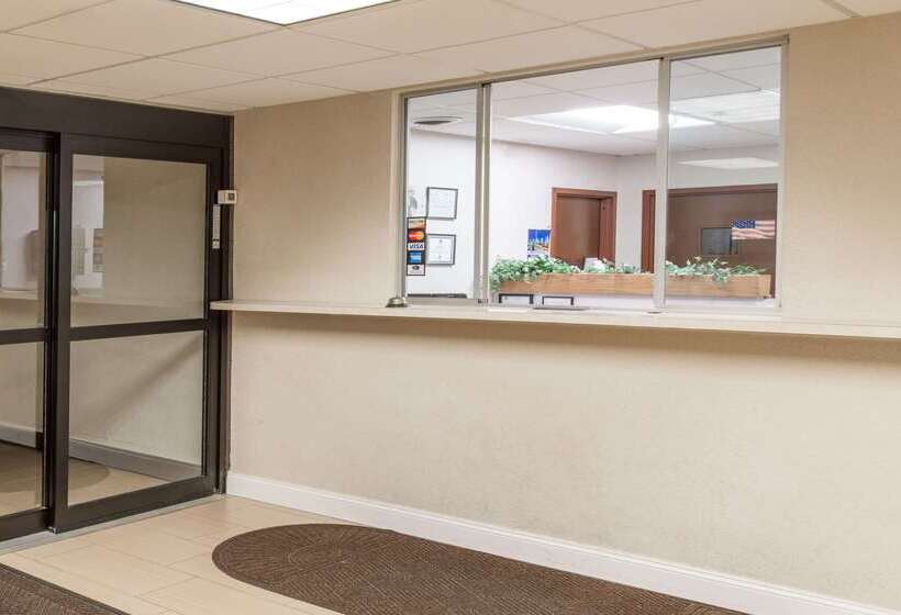 호텔 Super 8 By Wyndham St Charles