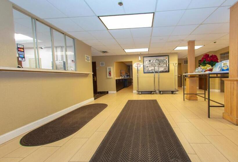 호텔 Super 8 By Wyndham St Charles