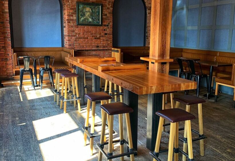 בית מלון כפרי Swans Brewery, Pub &