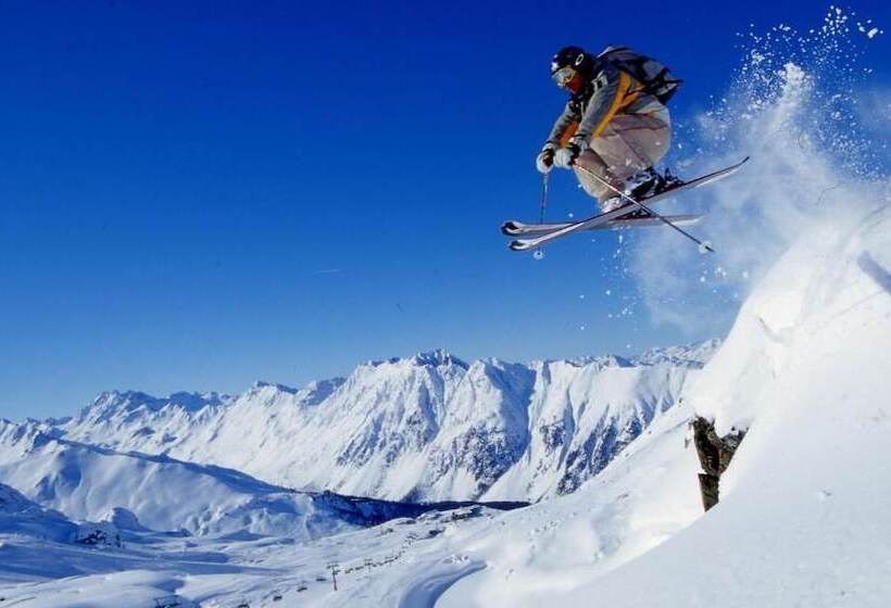 ホテル Coast Courtenay