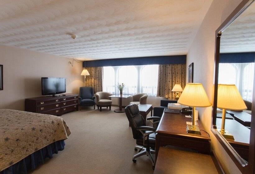 호텔 The Fredericton Inn