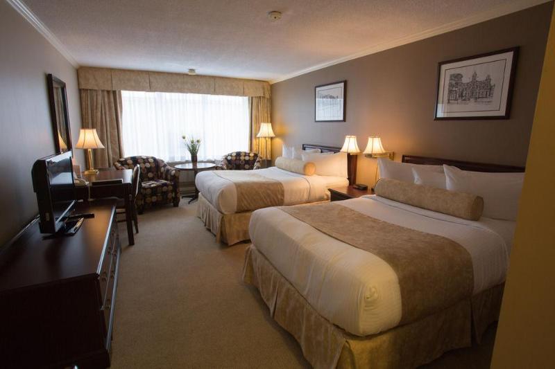 ホテル The Fredericton Inn