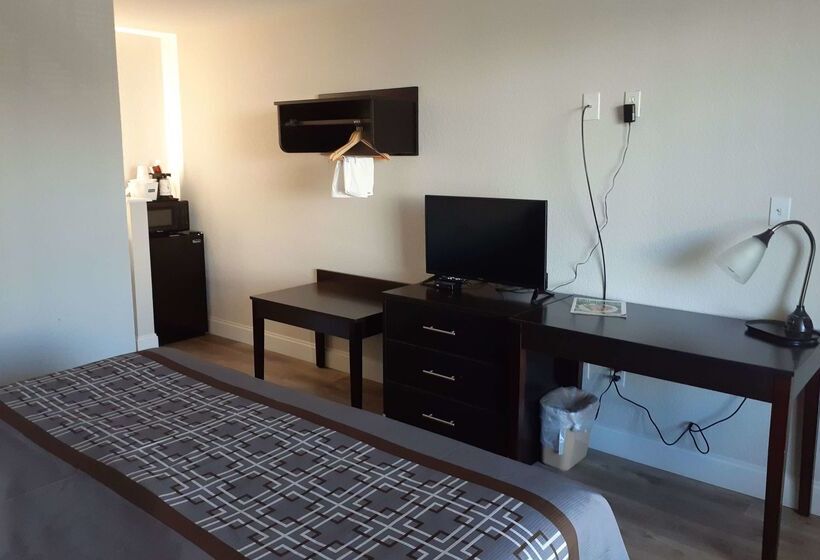 호텔 Travelodge By Wyndham Virginia Beach Bay Beach