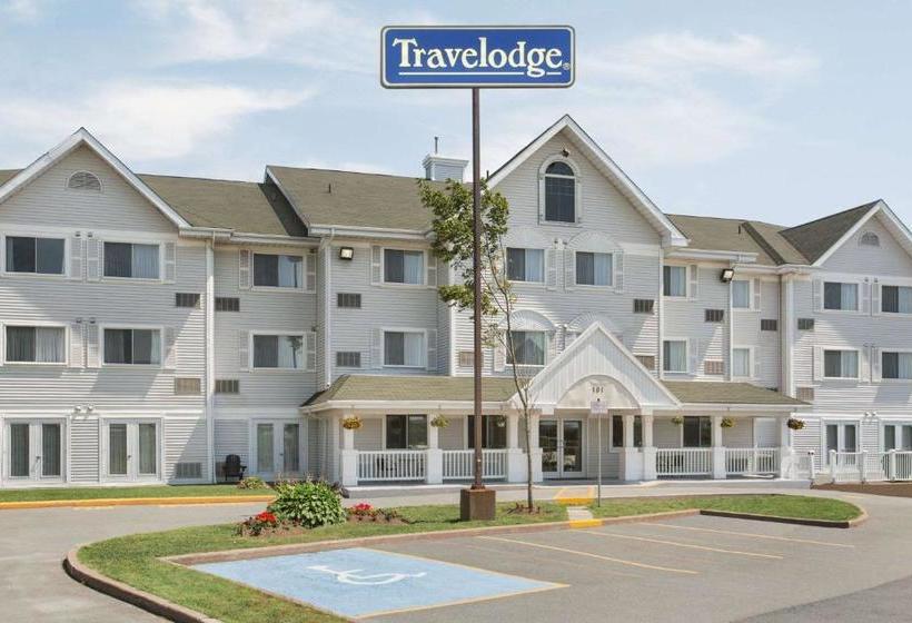 Отель Travelodge Suites By Wyndham Halifax Dartmouth