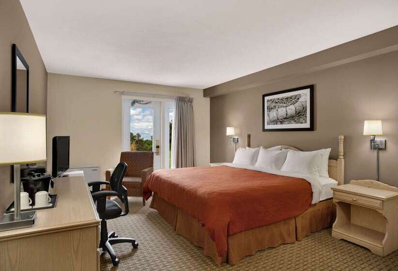 ホテル Travelodge Suites By Wyndham Saint John