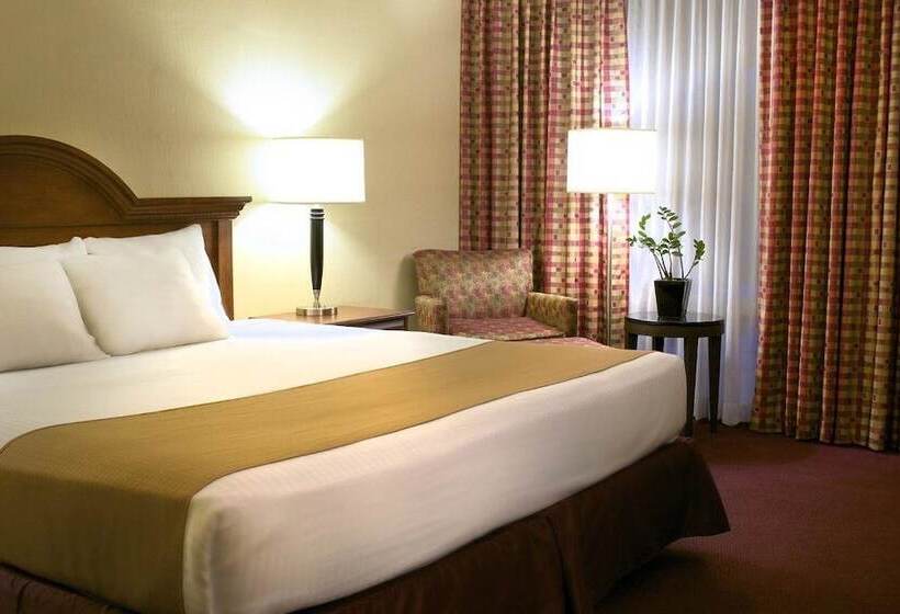 Отель West Gate Inn Nyack