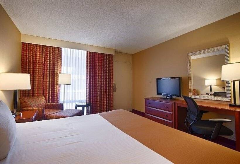 Отель West Gate Inn Nyack