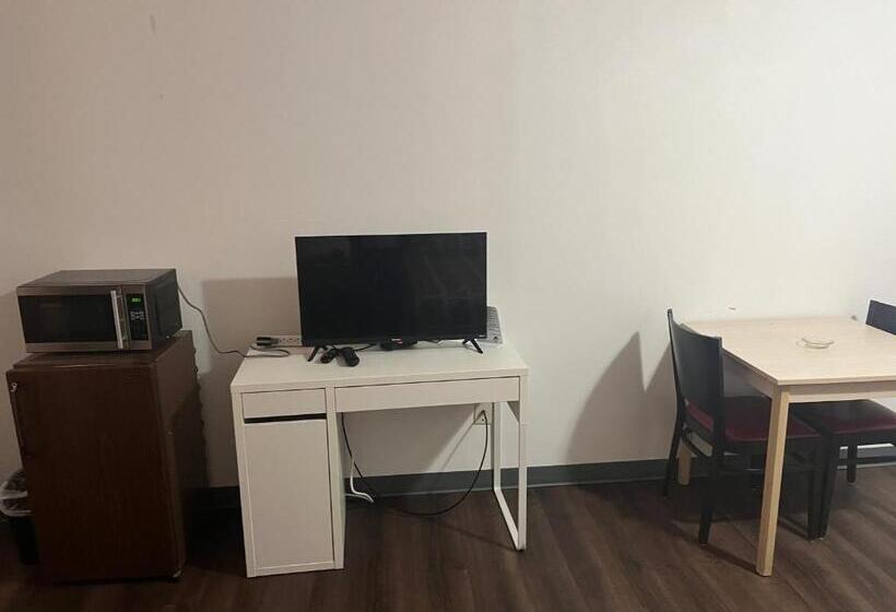 호텔 Western Inn Lakewood