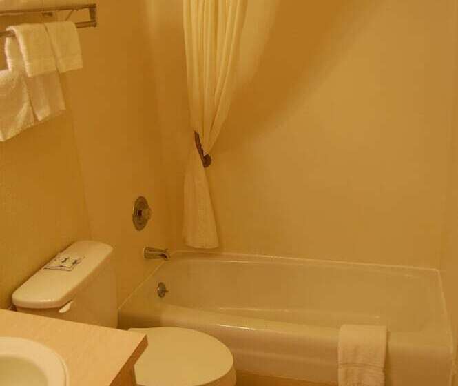 호텔 Western Inn Lakewood