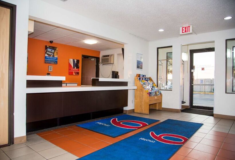 Motel 6 Omaha, Ne